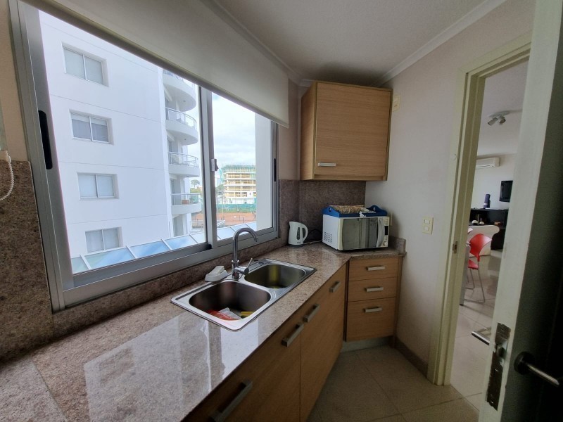 Práctico dpto en alquiler en edificio con amenities completos