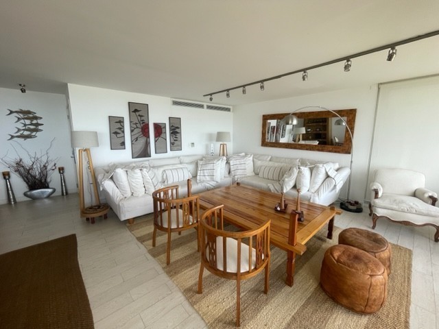 Departamento en La Mansa, Punta del Este