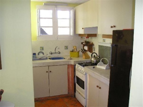 Simpático chalet en alquiler en medio del bosque, Montoya, La Barra.