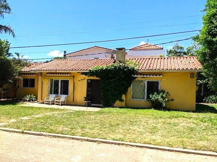 Linda casa  reciclada a 100 mts del mar 