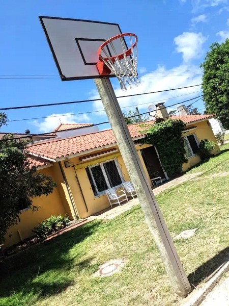 Linda casa  reciclada a 100 mts del mar 