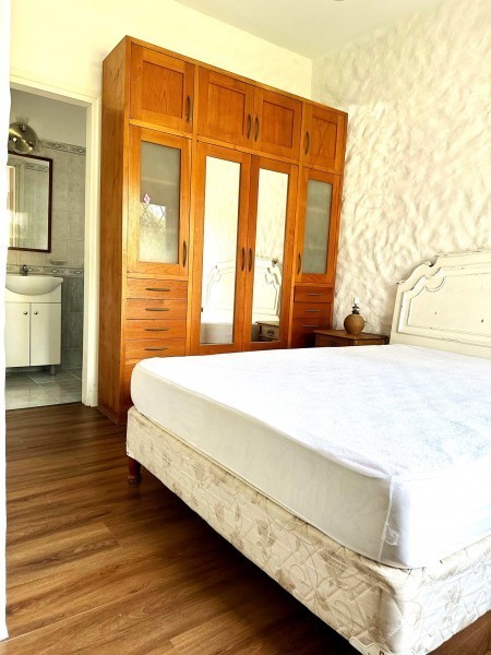 Linda casa  reciclada a 100 mts del mar 