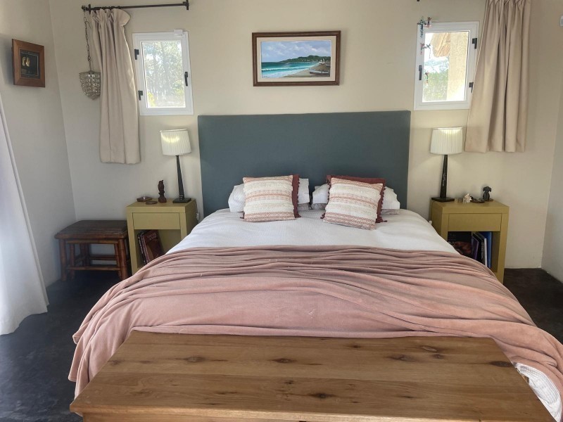 Simpatico quincho en alquiler y venta en Montoya a tres cuadras de la playa.