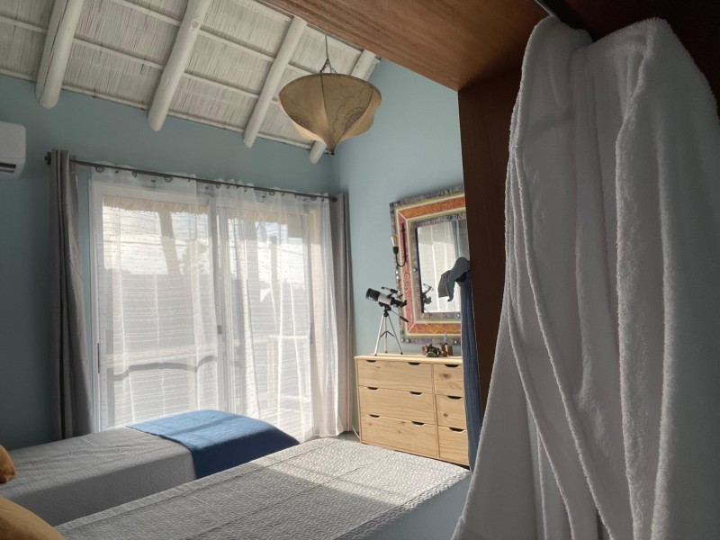 Simpatico quincho en alquiler y venta en Montoya a tres cuadras de la playa.