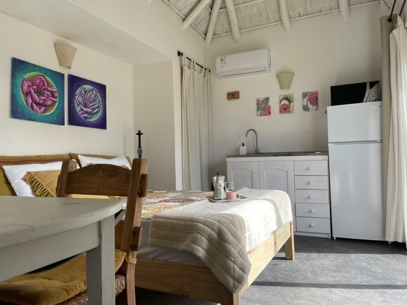 Simpatico quincho en alquiler y venta en Montoya a tres cuadras de la playa.