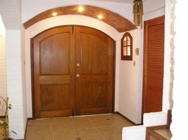 Importante casa en alquiler y venta en el bosque de Montoya, La Barra a pasitos del mar.