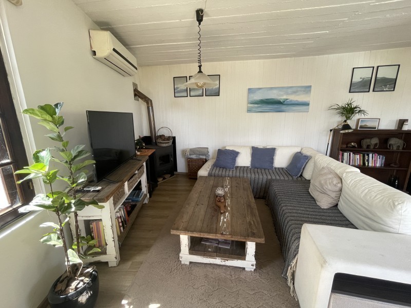 Muy linda casa en Manantiales en alquiler