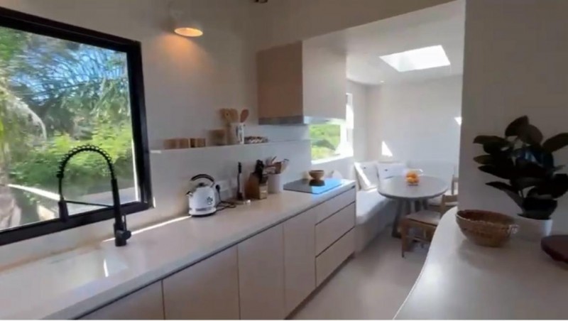 Importante casa en alquiler y venta recientemente construida con vista al mar en lo mejor de Montoya, La Barra.