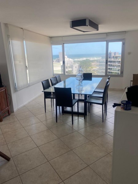 Depto en venta 3 dorm y dep en Playa Brava