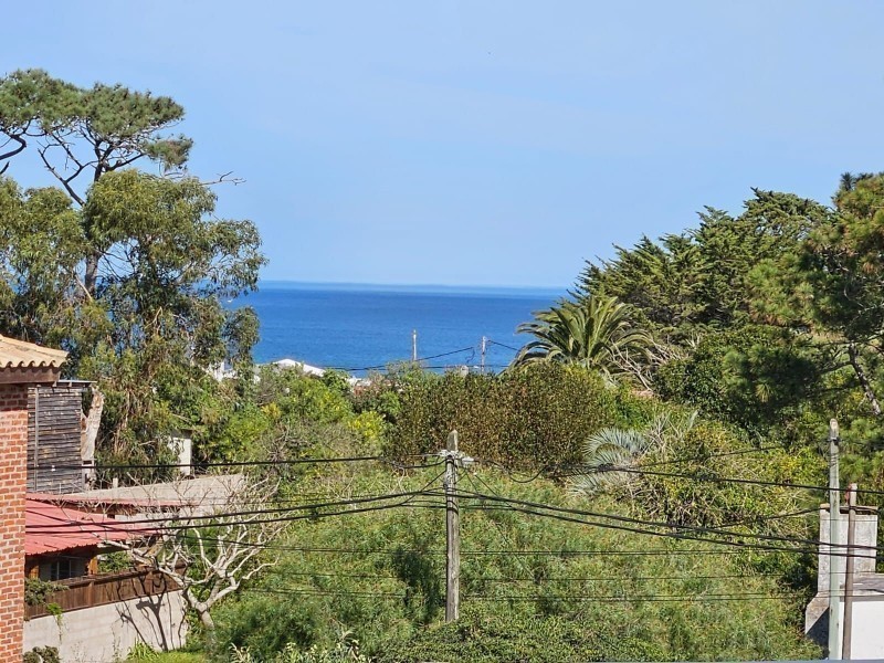 Casa en Manantiales con vista al mar