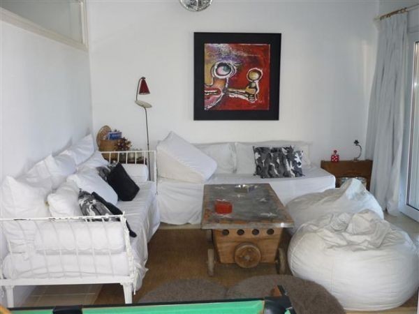 Encantadora casa en alquiler sobre Montoya, La Barra.
