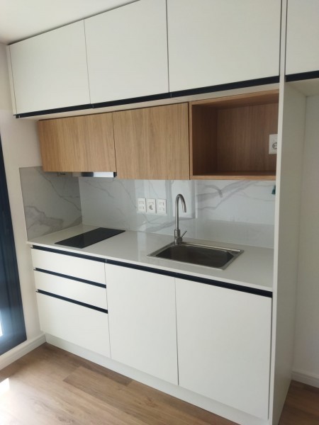 Excelente Monoambiente rentado en pleno Parque Rodó. Ideal inversión/ Alquilado en $21000