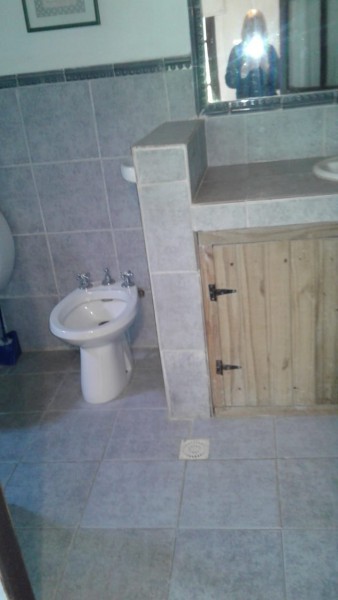 Simpático chalet en alquiler para disfrutar del bosque mirando el mar sobre La Barra.