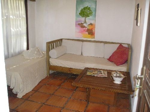 Simpático chalet en alquiler para disfrutar del bosque mirando el mar sobre La Barra.