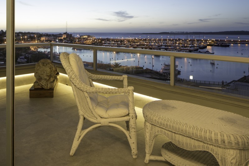 Departamento en alquiler con vista al puerto