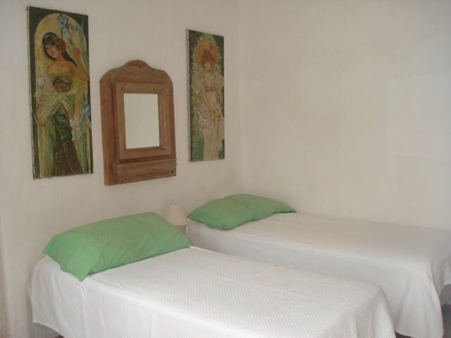 Excelente casa sobre la Playa para alquiler