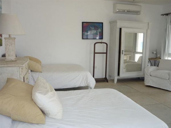 Excelente casa sobre la Playa para alquiler