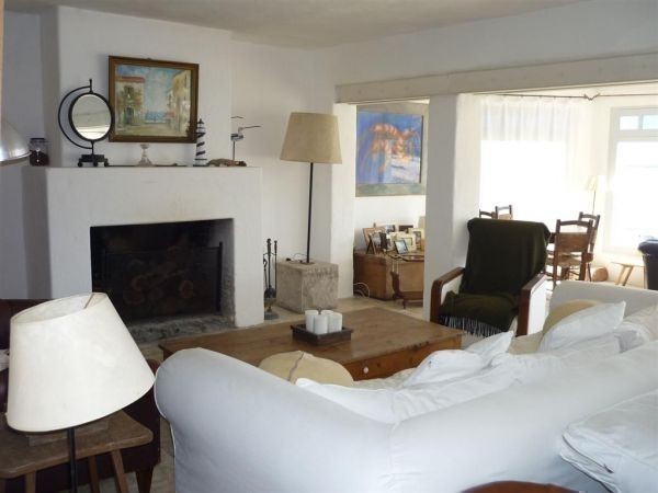 Excelente casa sobre la Playa para alquiler