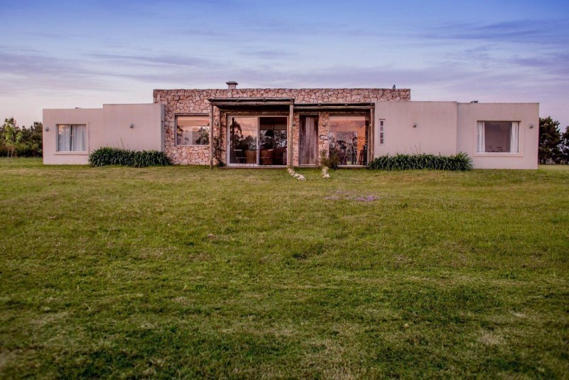 Casa en venta y alquiler en El Quijote