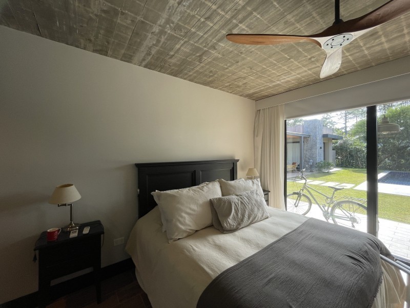 Excelente casa en Laguna Blanca en alquiler