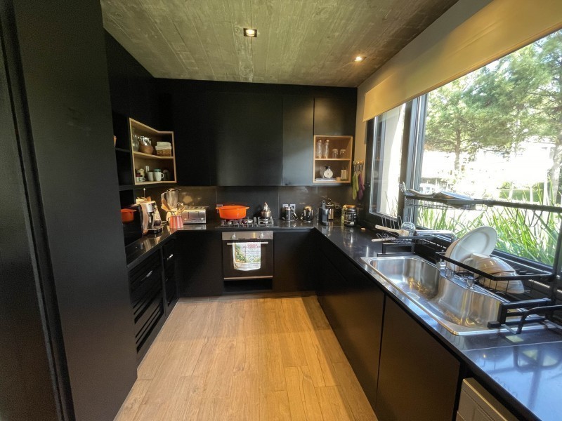 Excelente casa en Laguna Blanca en alquiler