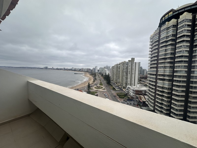 Apartamento en Edificio Casino Miguez