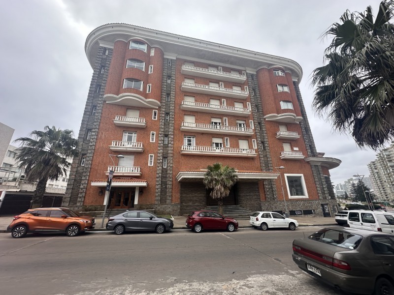 Apartamento en Edificio Casino Miguez