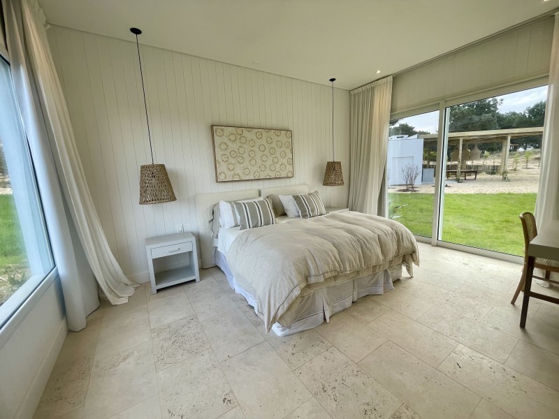 Muy linda casa en Laguna Escondida