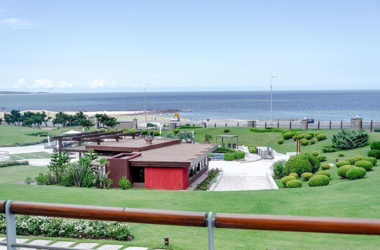 Veramansa dpto con todas las comodidades y vista al mar 