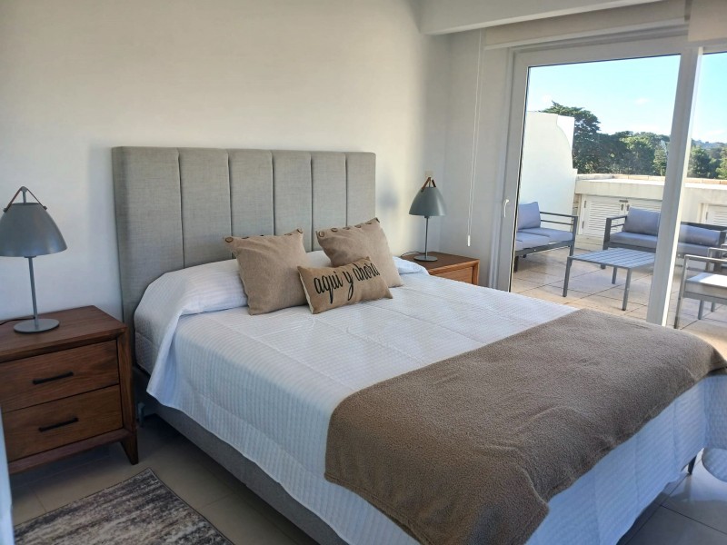 Espectacular Penthouse en primera línea al mar 