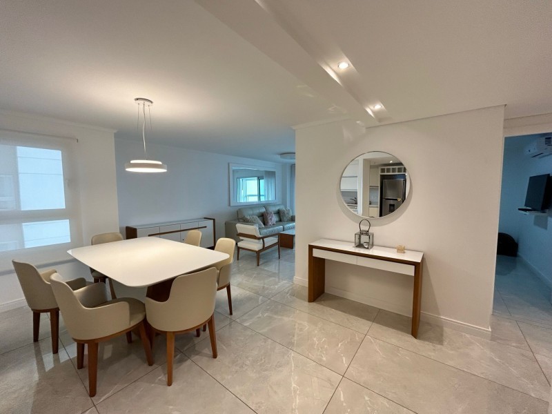 apartamento de 2 dormitoruis y 2 baños en parada 5 de la mansa