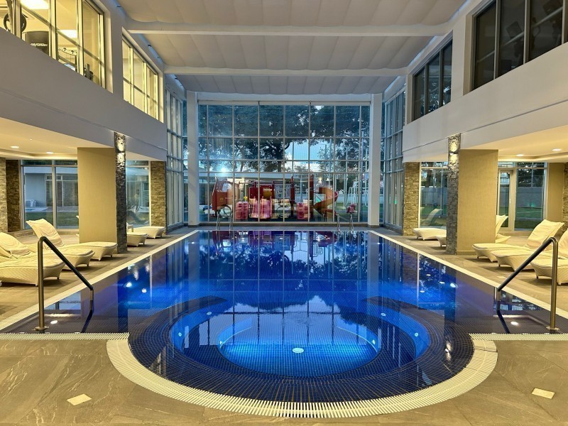 apartamento de 2 dormitoruis y 2 baños en parada 5 de la mansa