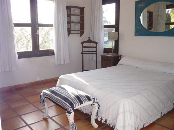 Importante casa en alquiler y venta a poquitas cuadras de La Posta del Cangrejo, La Barra.