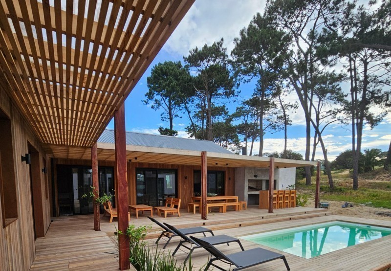Casa en alquiler en barrio cerrado