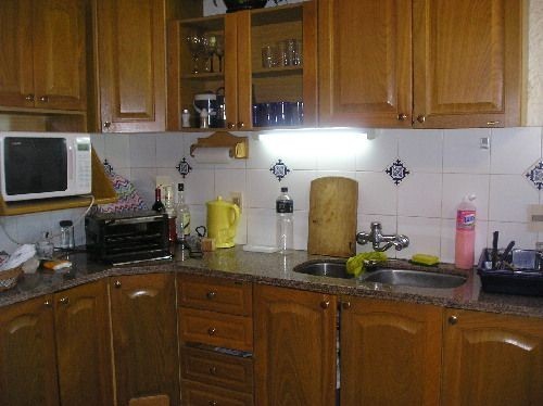 Casa en alquiler para disfrutar de la paz del bosque, a una cuadra del arroyo, La Barra.