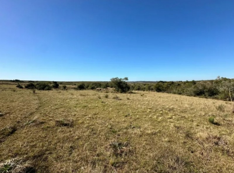 Chacra Exclusiva a pasos del Pueblo Garzón