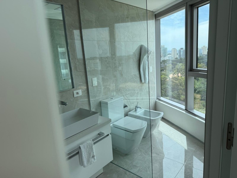 Alquiler Departamento 2 Dormitorios en Suite