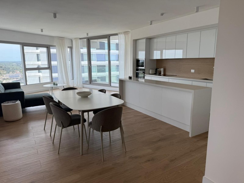Alquiler Departamento 2 Dormitorios en Suite