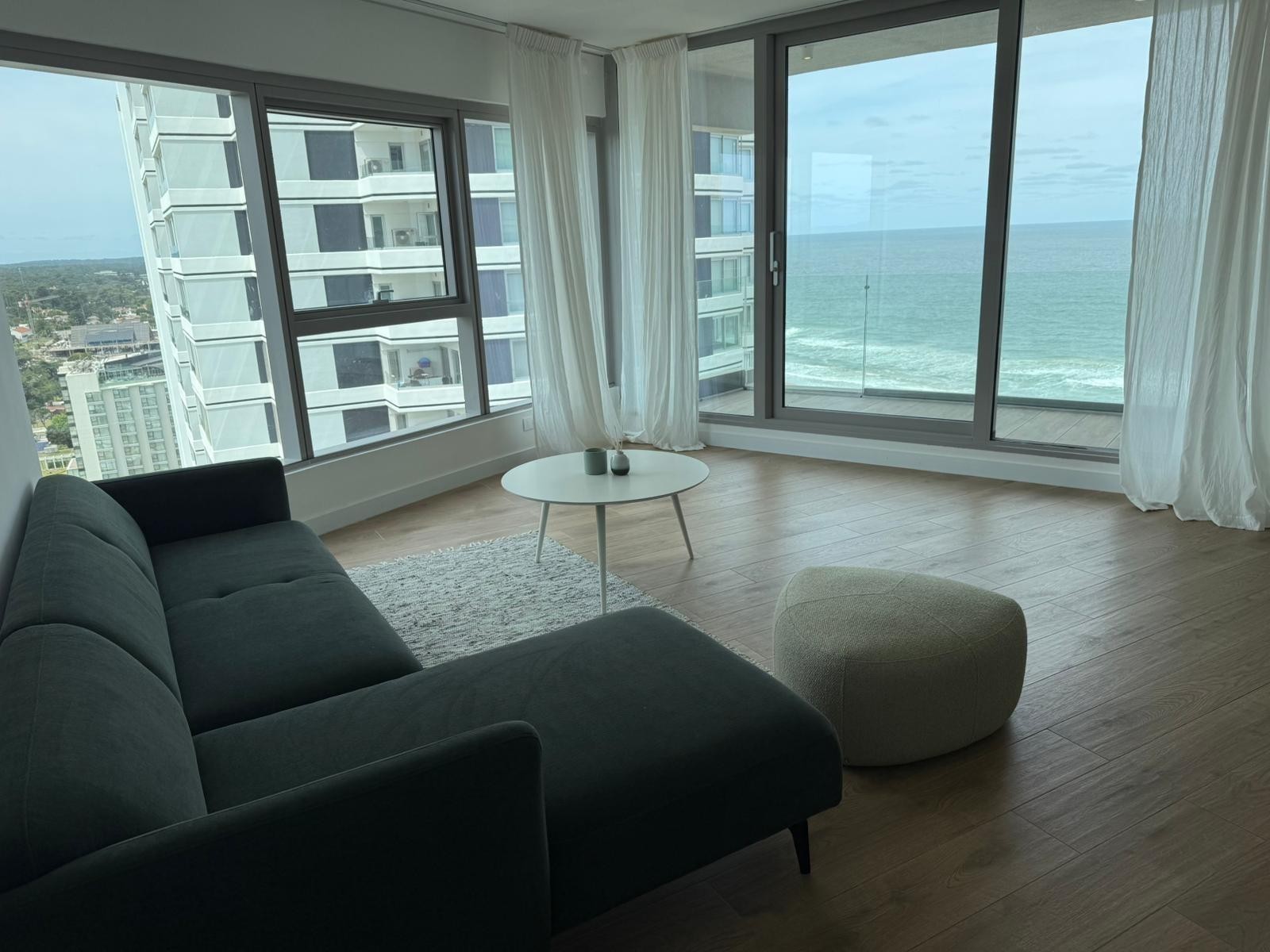 Alquiler Departamento 2 Dormitorios en Suite