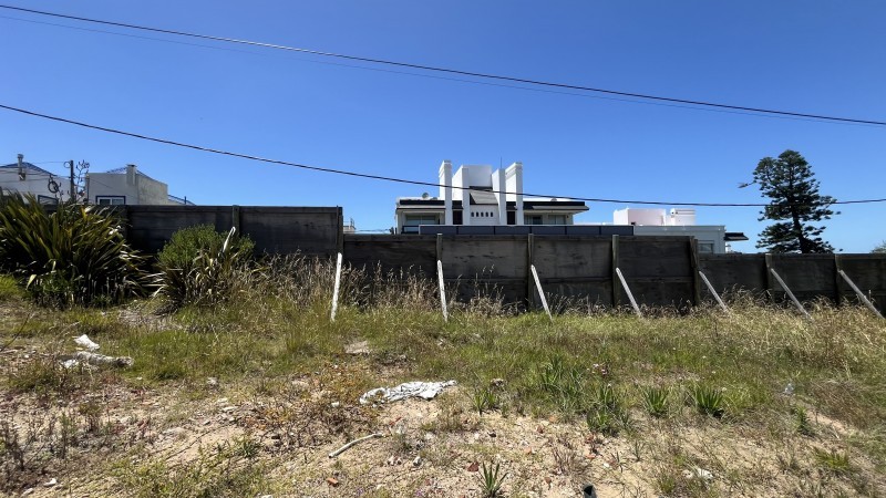 Lote para proyecto en La Barra de la ruta al mar