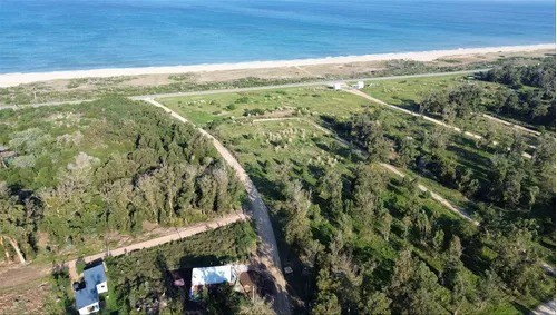 Manzana en venta en Eden Rock a una cuadra de la playa