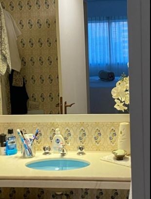 Luminoso, cómodo y recientemente reciclado dpto en Torre Verona