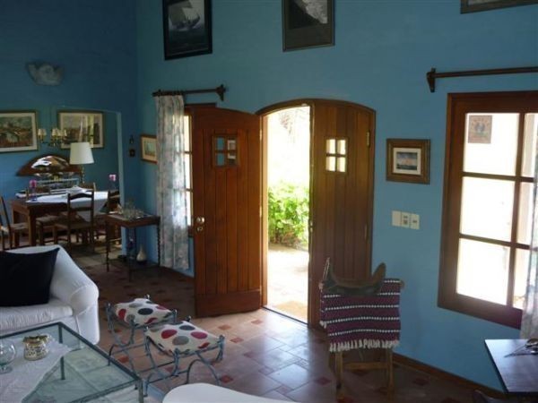 Hermosa casa en alquiler en el Club de La Barra.