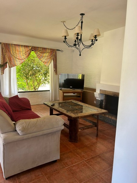 Cómoda y luminosa casa en Pinares