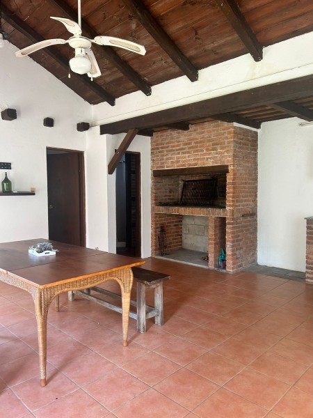 Cómoda y luminosa casa en Pinares