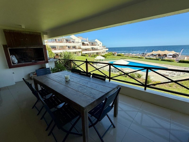 Departamento en alquiler en playa Bikini