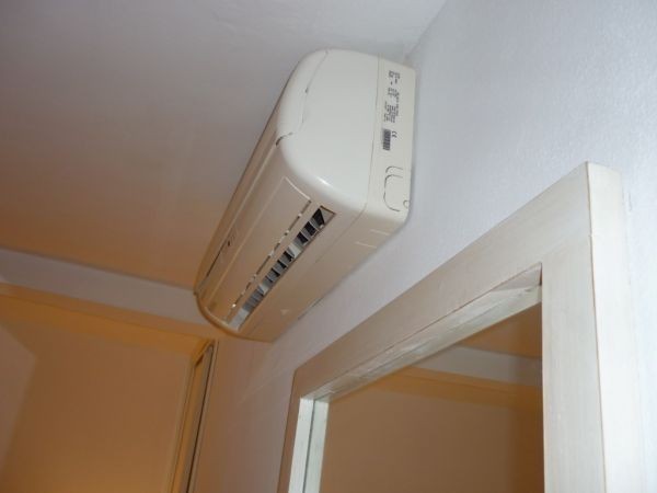 Chalet reciclado en alquiler a metros del mar en La Barra.