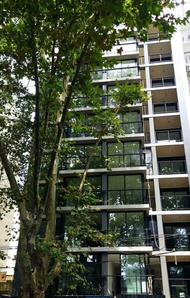 Monoambiente en Pocitos piso 8 al frente . IDEAL RENTA! Entrega Mayo 2025