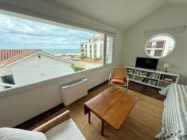Casa frente al mar en La Peninsula
