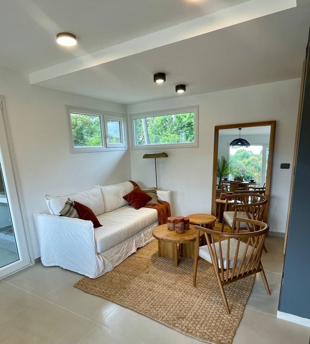 Casa a estrenar en complejo 